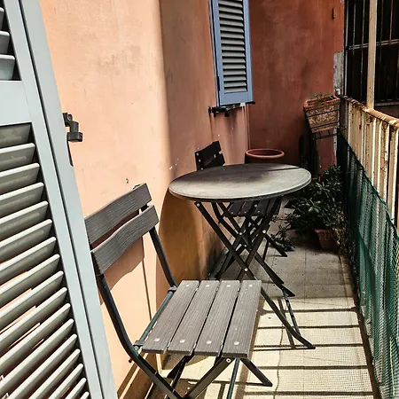 Titus House Nelle Vicinanze Del Colosseo 罗马